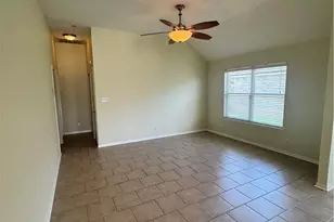 605 Pennsylvania Ave, Victoria, TX 77904 - Photo 9