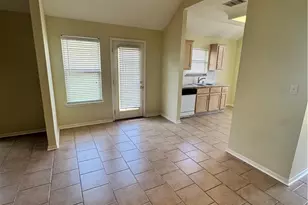 605 Pennsylvania Ave, Victoria, TX 77904 - Photo 3