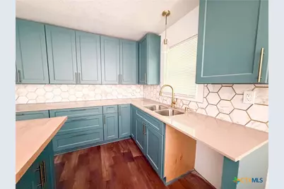 707 S 34th Street, Temple, TX 76501 - Photo 5