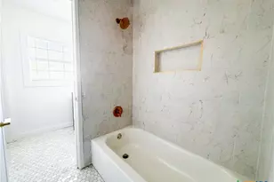 707 S 34th St, Temple, TX 76501 - Photo 13
