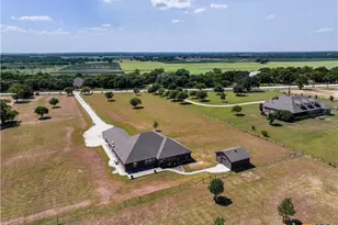 10559 Hartrick Bluff Rd, Temple, TX 76502 - Photo 3