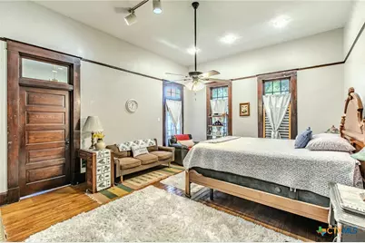 818 S 3rd Street, Temple, TX 76504 - Photo 15
