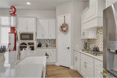 3121 Nister, New Braunfels, TX 78130 - Photo 9