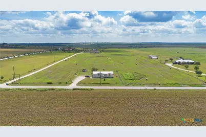 8177 Boenig Road, Seguin, TX 78155 - Photo 21