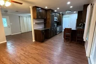 546 Willowick Dr, Port Lavaca, TX 77979 - Photo 9