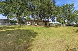 1603 Seydler St, Gonzales, TX 78629 - Photo 41