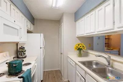 1202 Thorpe Lane #216, San Marcos, TX 78666 - Photo 7