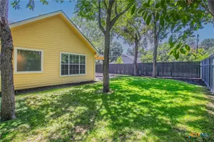 1302 N Wall St, Belton, TX 76513 - Photo 31