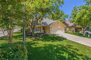 1302 N Wall St, Belton, TX 76513 - Photo 27