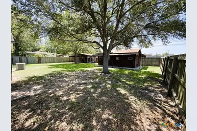 1505 E Polk Avenue, Victoria, TX 77901 - Photo 35