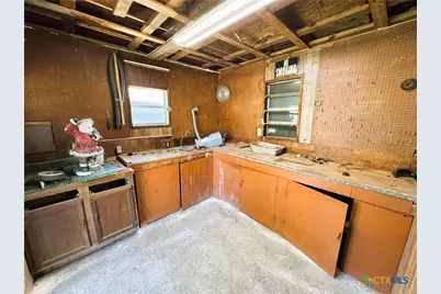 1505 E Polk Avenue, Victoria, TX 77901 - Photo 45