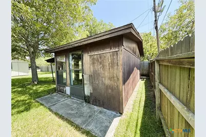 1505 E Polk Avenue, Victoria, TX 77901 - Photo 39