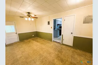 1505 E Polk Avenue, Victoria, TX 77901 - Photo 13