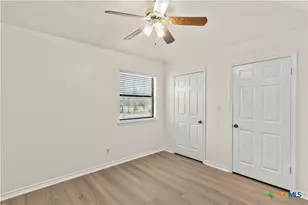 108 Leona St, Lockhart, TX 78644 - Photo 19