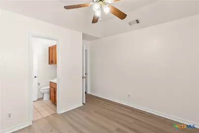 108 Leona Street, Lockhart, TX 78644 - Photo 23