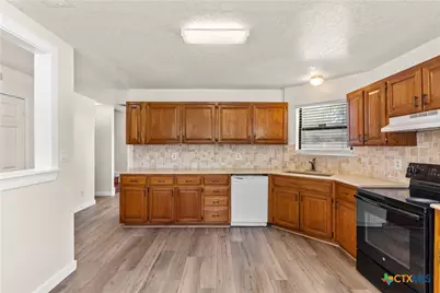 108 Leona Street, Lockhart, TX 78644 - Photo 9