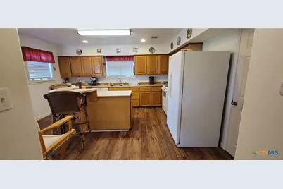 1690 Bierman Road, Seadrift, TX 77983 - Photo 11