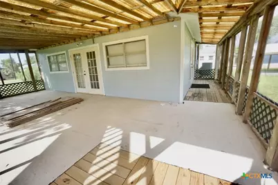 902 W Monroe Avenue, Port O'Connor, TX 77982 - Photo 21
