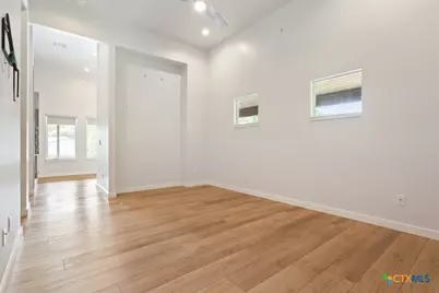 100 S Dewberry Creek Trail, Hutto, TX 78634 - Photo 21