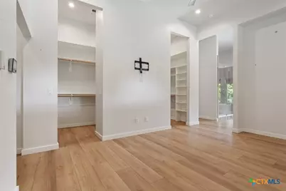 100 S Dewberry Creek Trail, Hutto, TX 78634 - Photo 23
