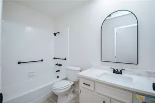 803 McLane St, Victoria, TX 77904 - Photo 9