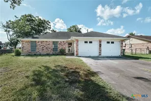 803 McLane St, Victoria, TX 77904 - Photo 1