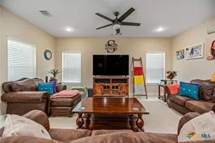 114 E St Francois, Port Lavaca, TX 77979 - Photo 7