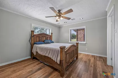 1304 Walker Street, Gonzales, TX 78629 - Photo 9