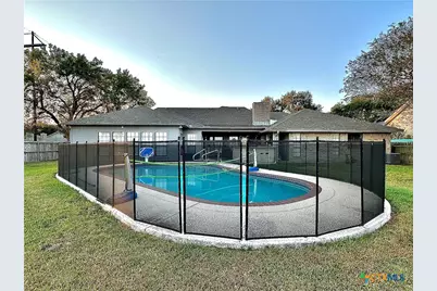 203 Chimney Rock Drive, Victoria, TX 77904 - Photo 41