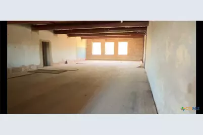 114 N Main Street #3, Victoria, TX 77901 - Photo 9