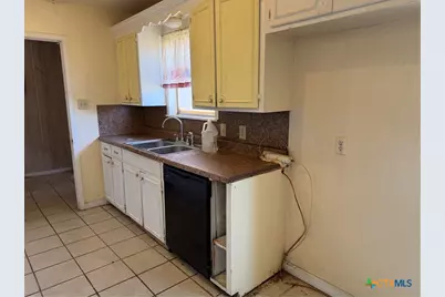 706 Thomaston River Road, Cuero, TX 77954 - Photo 5