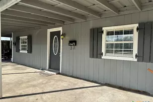 1704 Avondale St, Victoria, TX 77901 - Photo 1