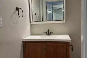 1704 Avondale St, Victoria, TX 77901 - Photo 7