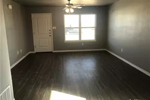 1818 Castroville Trl, Copperas Cove, TX 76522 - Photo 3