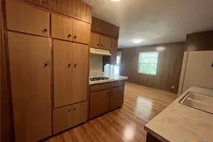711 S 25th St, Copperas Cove, TX 76522 - Photo 3