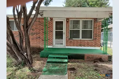 502 N Guadalupe Street, Seguin, TX 78155 - Photo 1