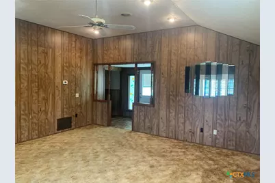 10704 State Highway 185, Victoria, TX 77905 - Photo 27