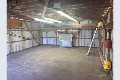 10704 State Highway 185, Victoria, TX 77905 - Photo 21
