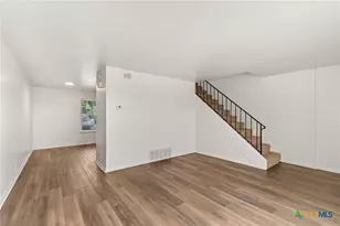 218 E Victory Ave, Temple, TX 76501 - Photo 5