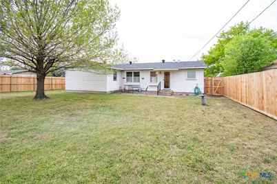 1719 S 39th Street, Temple, TX 76504 - Photo 9