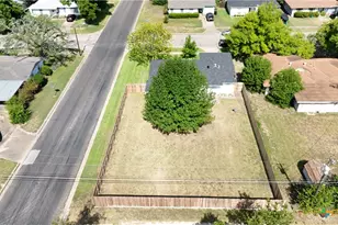 1719 S 39th St, Temple, TX 76504 - Photo 11
