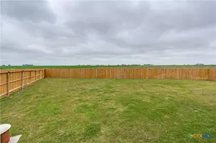 438 Kayden Pt, New Braunfels, TX 78130 - Photo 25