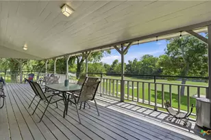 302 Shangrila Ln, New Braunfels, TX 78130 - Photo 7