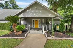 302 Shangrila Ln, New Braunfels, TX 78130 - Photo 1