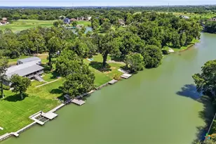 302 Shangrila Ln, New Braunfels, TX 78130 - Photo 3