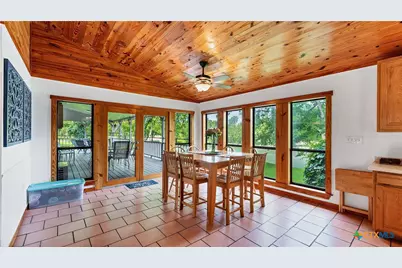 302 Shangrila Lane, New Braunfels, TX 78130 - Photo 15