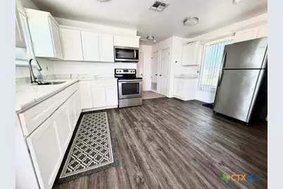 326 E Tenth Street, Rockport, TX 78382 - Photo 7