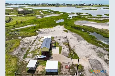 326 E Tenth Street, Rockport, TX 78382 - Photo 19