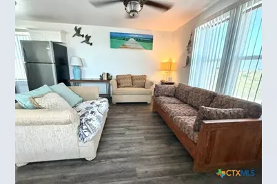 326 E Tenth Street, Rockport, TX 78382 - Photo 11