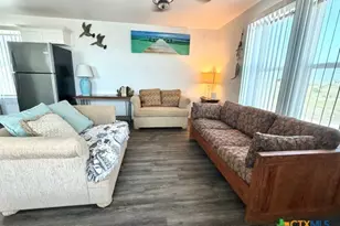 326 E Tenth St, Rockport, TX 78382 - Photo 11